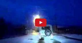 Когато на руски полицай му писне да гони престъпника с колата, става най-страшно! (ВИДЕО)