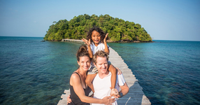 Това семейство си купи празен остров за $ 15,000! Това, в което го превърнаха, ще ви остави без дъх! Само вижте! (СНИМКИ)